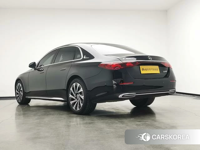 Mercedes-Benz E-class id 4348343 из Китая 10