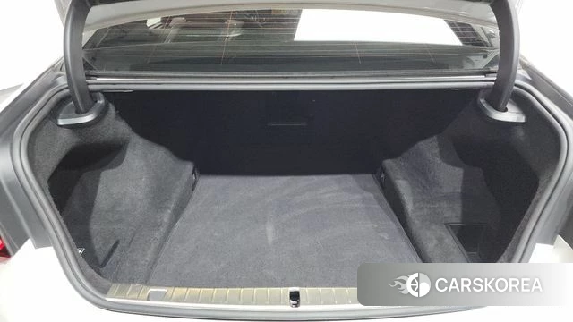 BMW 7 Series (G11) id 4625166 из Кореи 10