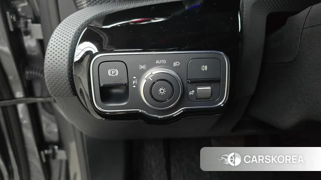 Mercedes-Benz A-Class W177 id 4562108 из Кореи 10