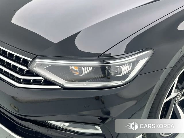 Volkswagen Magotan id 4271351 из Китая 10