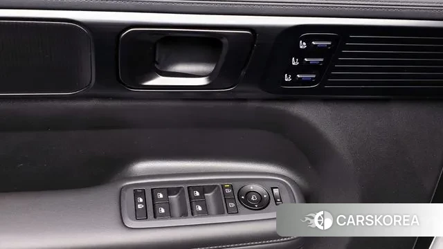 Hyundai Santa Fe (MX5) id 3486943 из Кореи 10