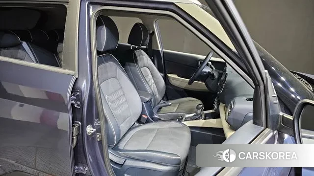 Hyundai Venue id 3144635 из Кореи 10