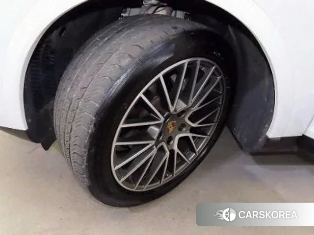 Porsche Cayenne (PO536) id 2989084 из Кореи 10