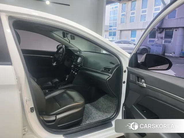 Hyundai The New Avante AD id 3375035 из Кореи 10