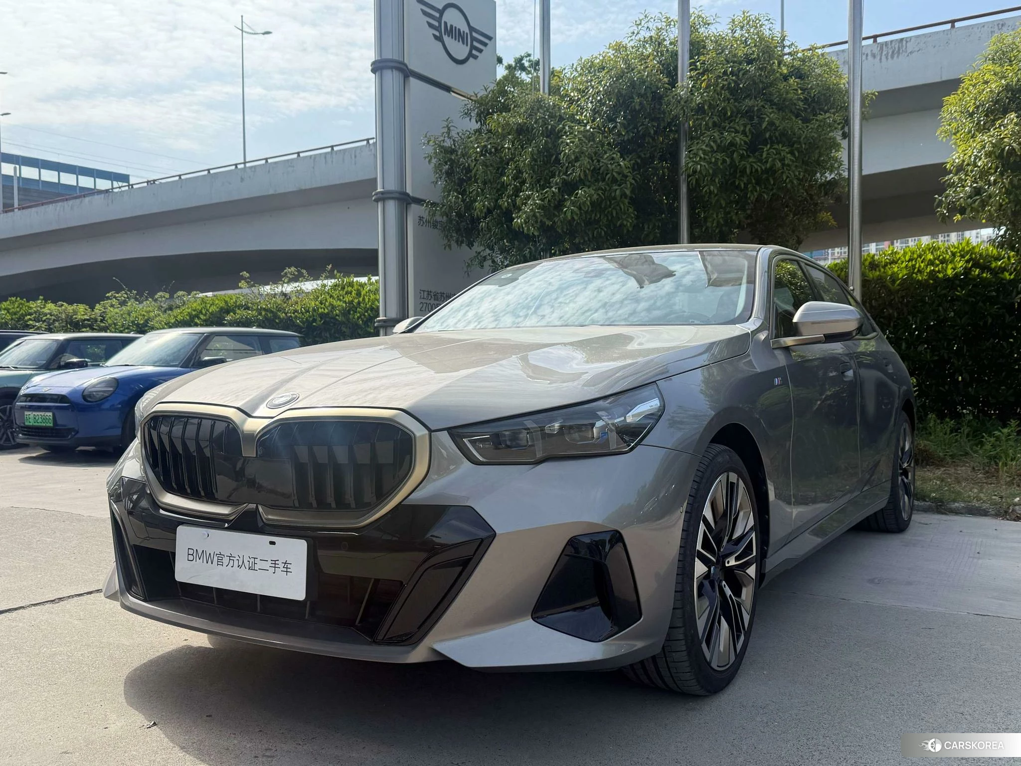 BMW 5 series id 4420217 из Китая 10