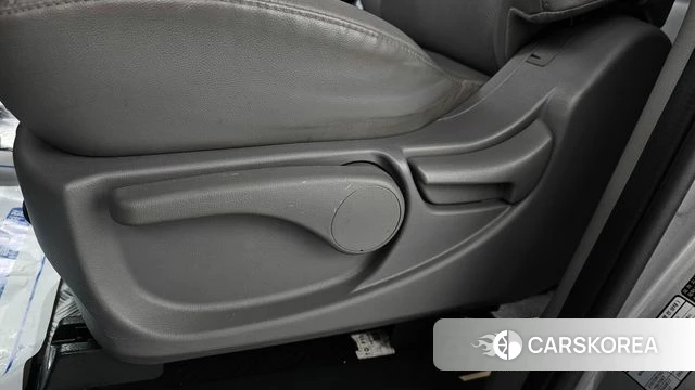 Hyundai The New Grand Starex id 4246322 из Кореи 10