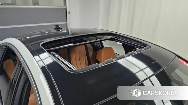 BMW 5 Series (G30) id 4019751 из Кореи 10