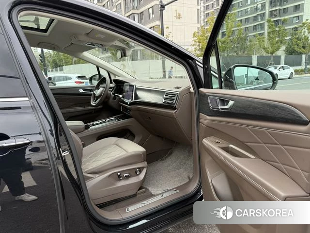 Volkswagen Weiran id 4255963 из Китая 10