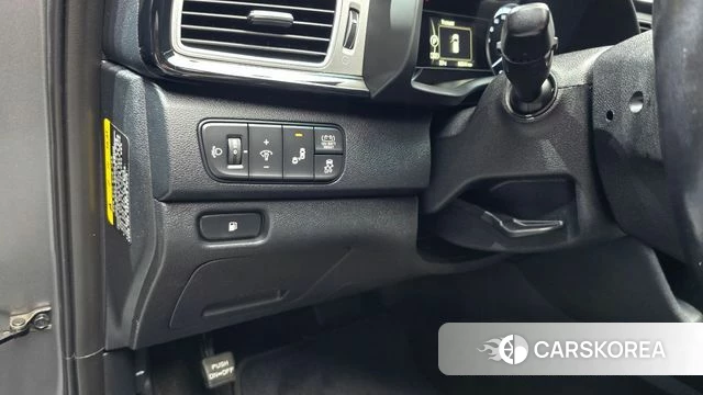 Kia Niro id 4477622 из Кореи 10