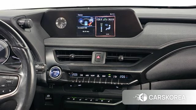 Lexus UX250h id 4677587 из Кореи 10