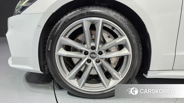 Audi A7 (4K) id 3872549 из Кореи 10