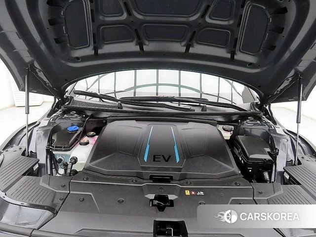 Hyundai Ionic 5 id 3889207 из Кореи 10