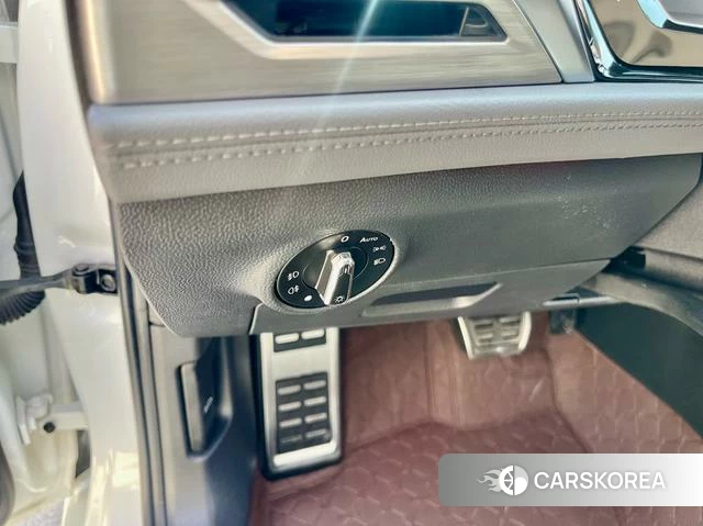 Volkswagen Sagitar id 4307144 из Китая 10