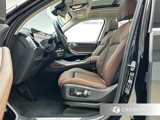 BMW X7 id 4257255 из Китая 10