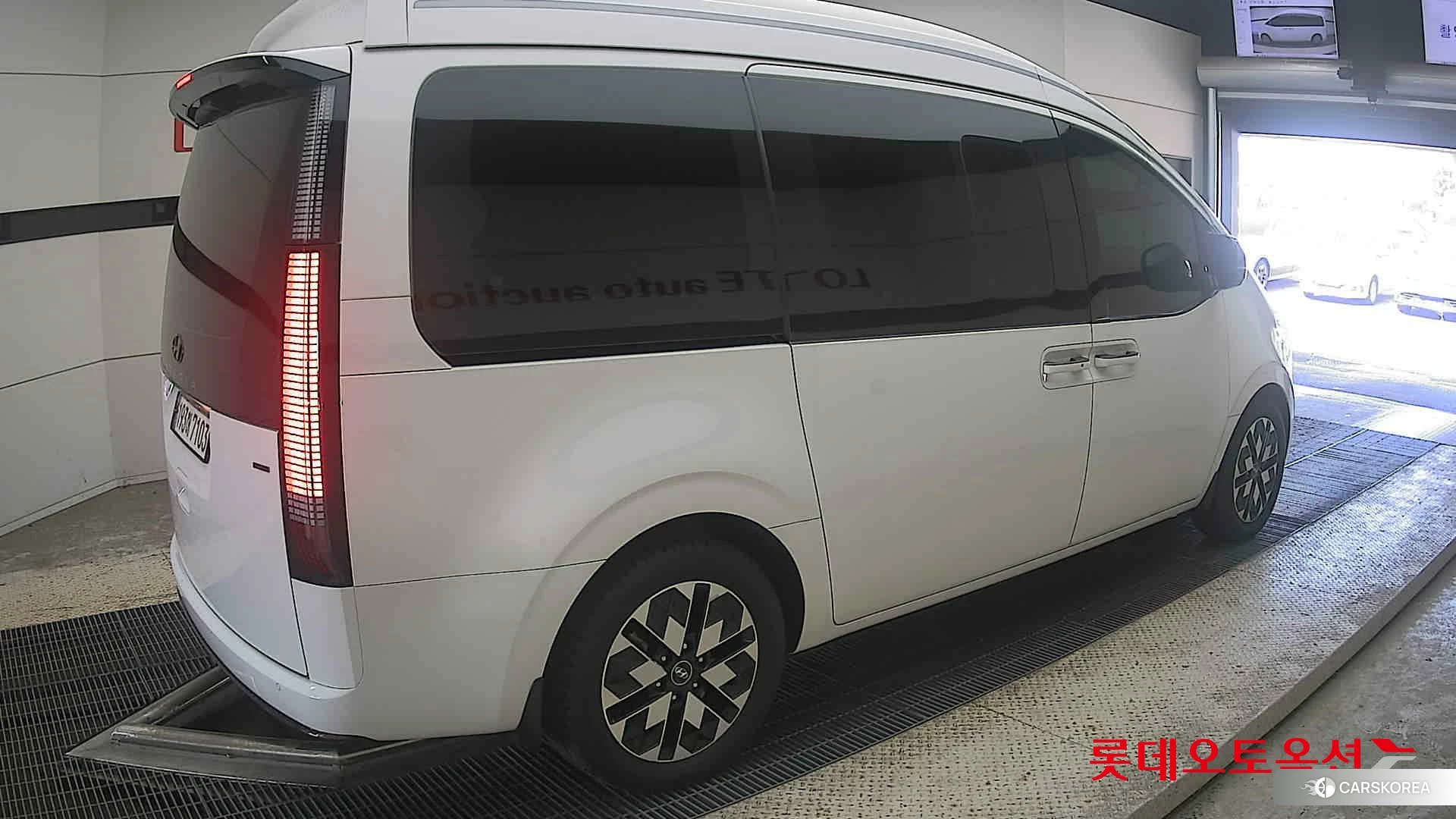 Hyundai STARIA LOUNGE Limousine id 4902533 из Кореи 10