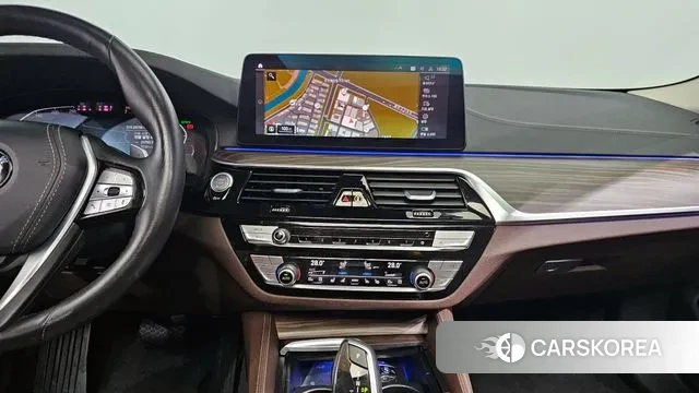 BMW 5 Series (G30) id 3407068 из Кореи 10