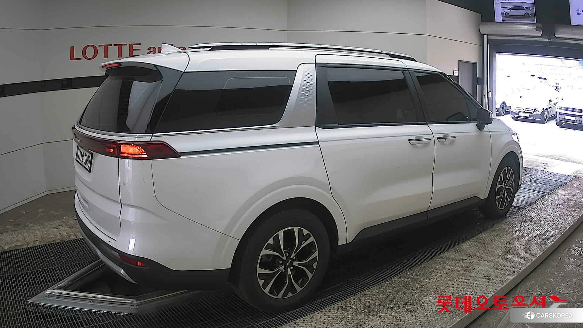 Kia Carnival id 3869448 из Кореи 10