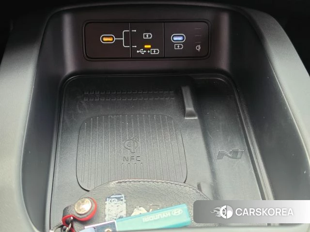 Hyundai Ionic 5 id 3952869 из Кореи 10