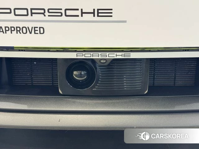 Porsche 911(992) id 4368614 из Кореи 10