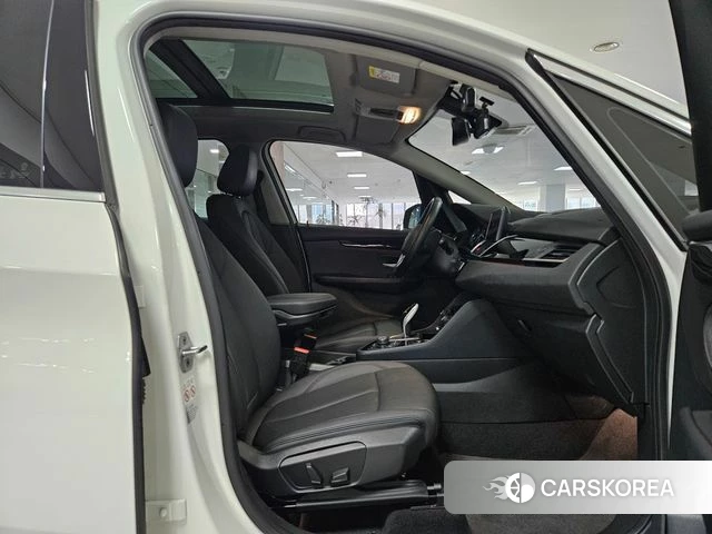 BMW 2 Series Active Tourer (F45) id 3898819 из Кореи 10