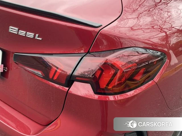 BMW 2 series id 4238855 из Китая 10