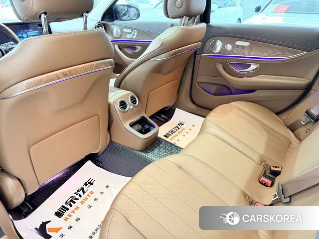 Mercedes-Benz E-class id 4271586 из Китая 10