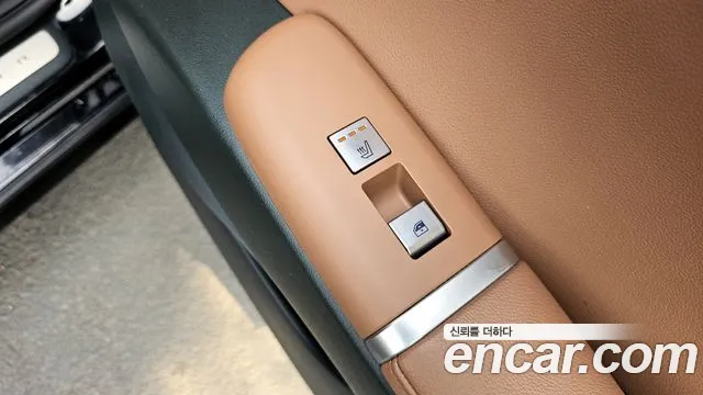 Hyundai Grandeur (GN7) id 2739554 из Кореи 10