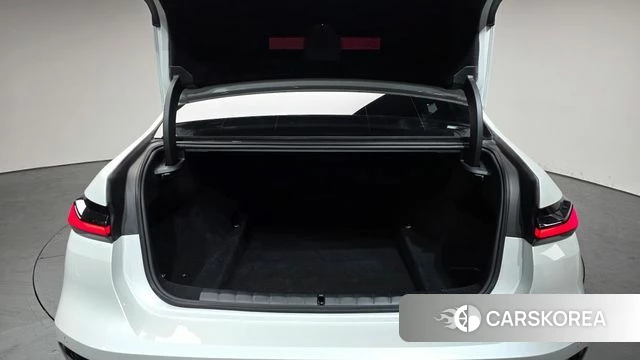 BMW 7 Series (G70) id 3864538 из Кореи 10