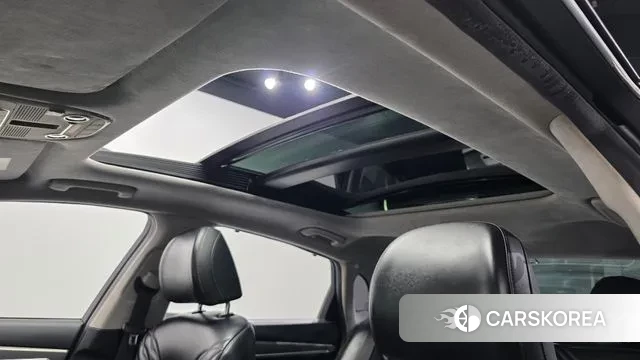 Hyundai The New Grandeur IG id 3718000 из Кореи 10