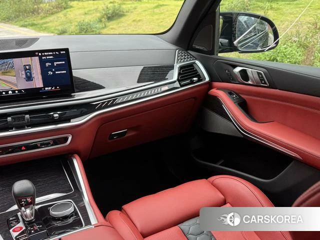 BMW X5 M id 4265541 из Китая 10