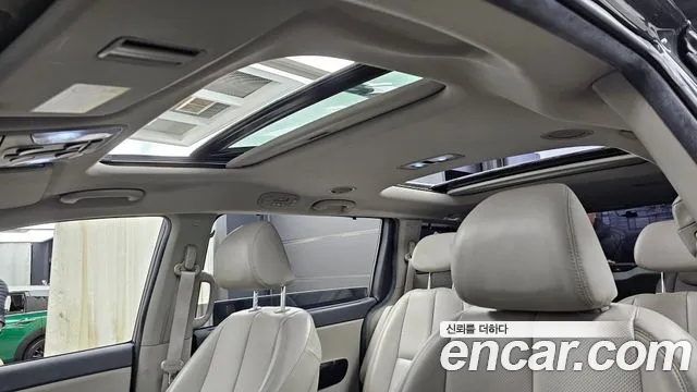 Kia The New Carnival id 2435992 из Кореи 10