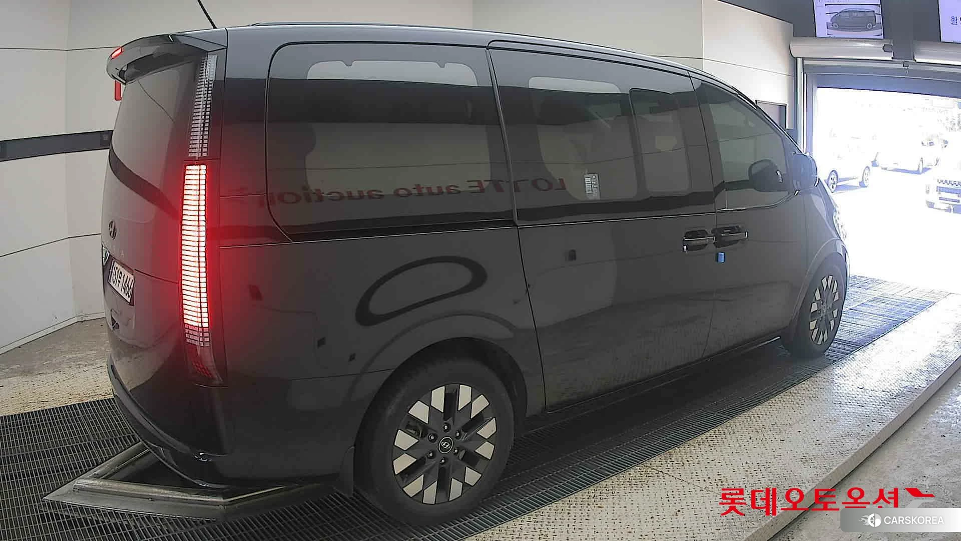 Hyundai Staria Lounge id 4902396 из Кореи 10