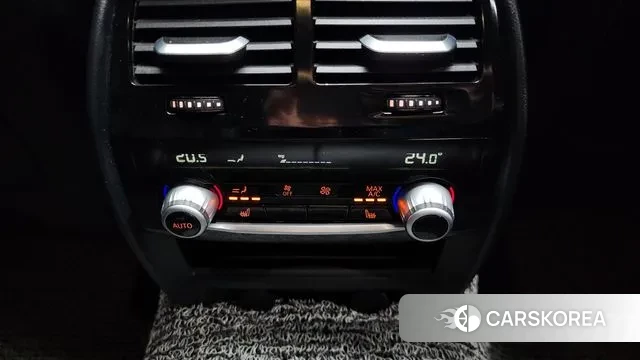 BMW 5 Series (G30) id 3397091 из Кореи 10