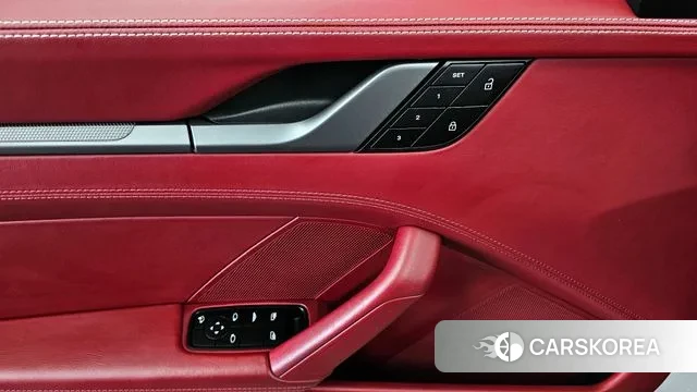 Porsche 911(992) id 3280432 из Кореи 10