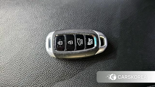 Hyundai Grandeur IG Hybrid id 3900085 из Кореи 10