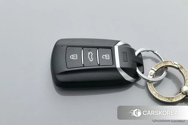 Dongfeng Fengshen Yi Hyun MAX id 4210219 из Китая 10
