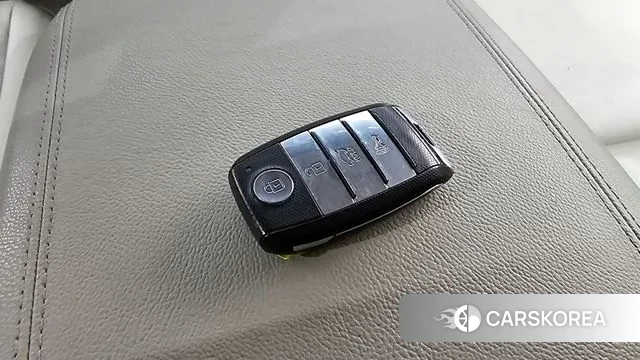 Kia The New Carnival id 3622360 из Кореи 10