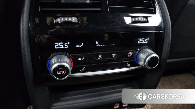 BMW 5 Series (G30) id 3508479 из Кореи 10