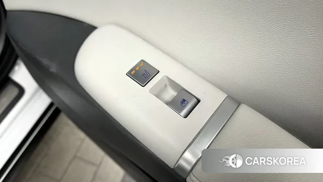 Hyundai Grandeur Hybrid (GN7) id 3482782 из Кореи 10