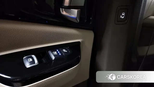 Kia Carnival 4th generation id 3310999 из Кореи 10