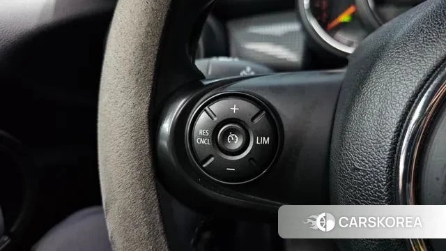 Mini Cooper D id 2971254 из Кореи 10