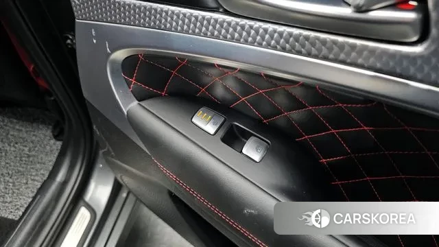 Genesis The New G70 id 3741591 из Кореи 10