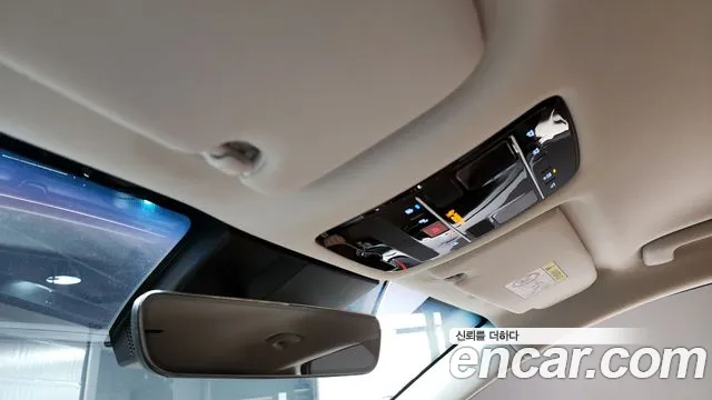 Hyundai Grandeur (GN7) id 2711777 из Кореи 10