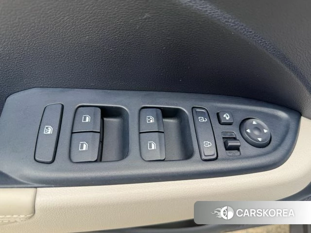 Hyundai Venue id 3936113 из Кореи 10