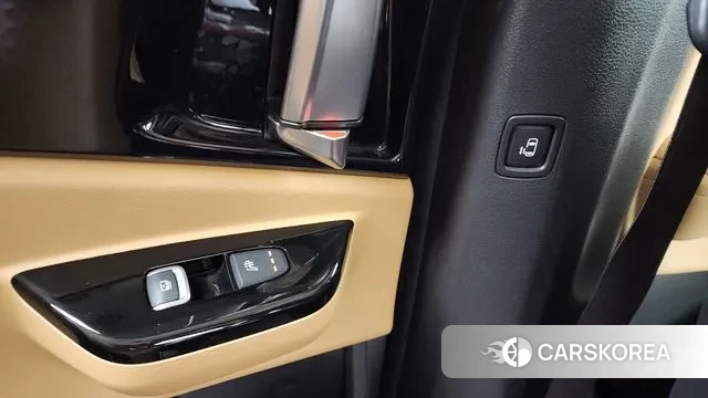 Kia Carnival 4th generation id 3356211 из Кореи 10