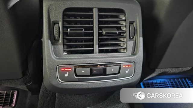 Audi RS e-Tron GT id 4177944 из Кореи 10