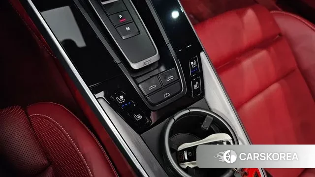 Porsche 911(992) id 3023152 из Кореи 10