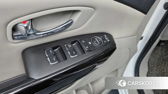 Kia The New Carnival id 4708626 из Кореи 10