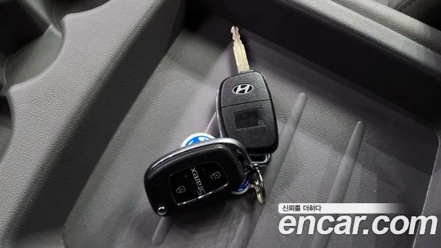 Hyundai The New Grand Starex id 2282979 из Кореи 10