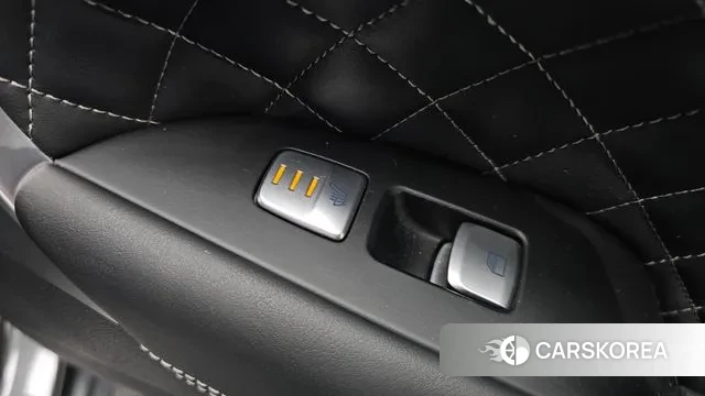 Genesis G70 id 3494606 из Кореи 10